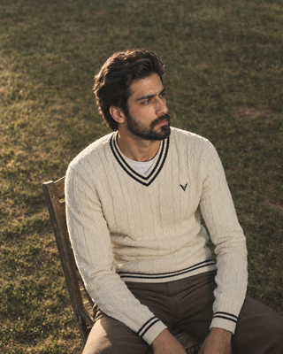 Sweaters & Pullovers